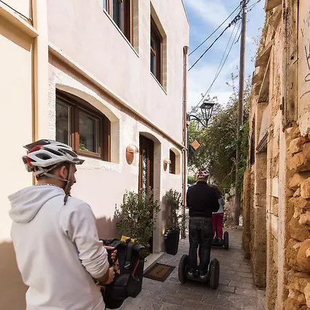 Deziree Historic בית נופש חאניה